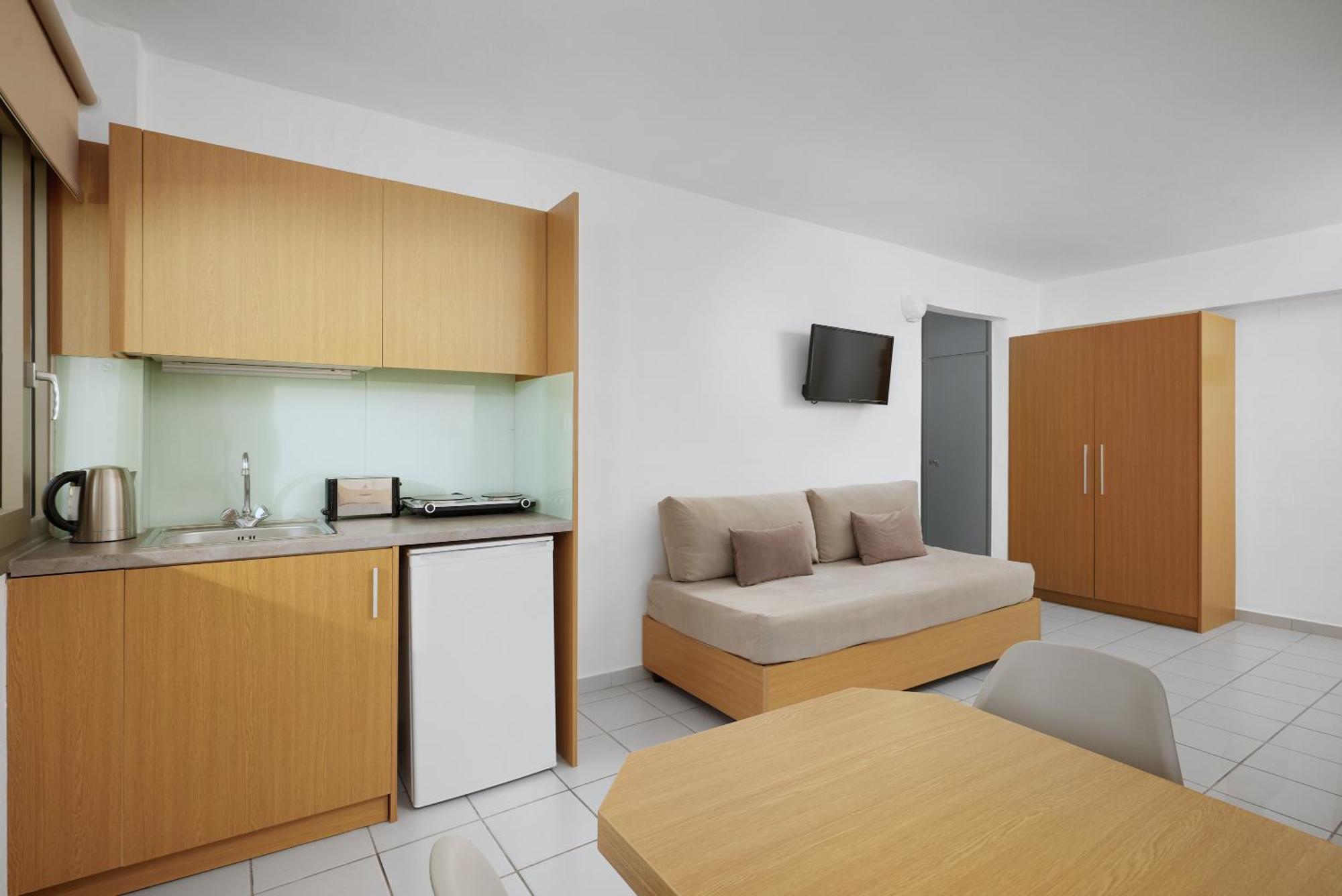 Acropolis Apartments Hersonissos  Ngoại thất bức ảnh